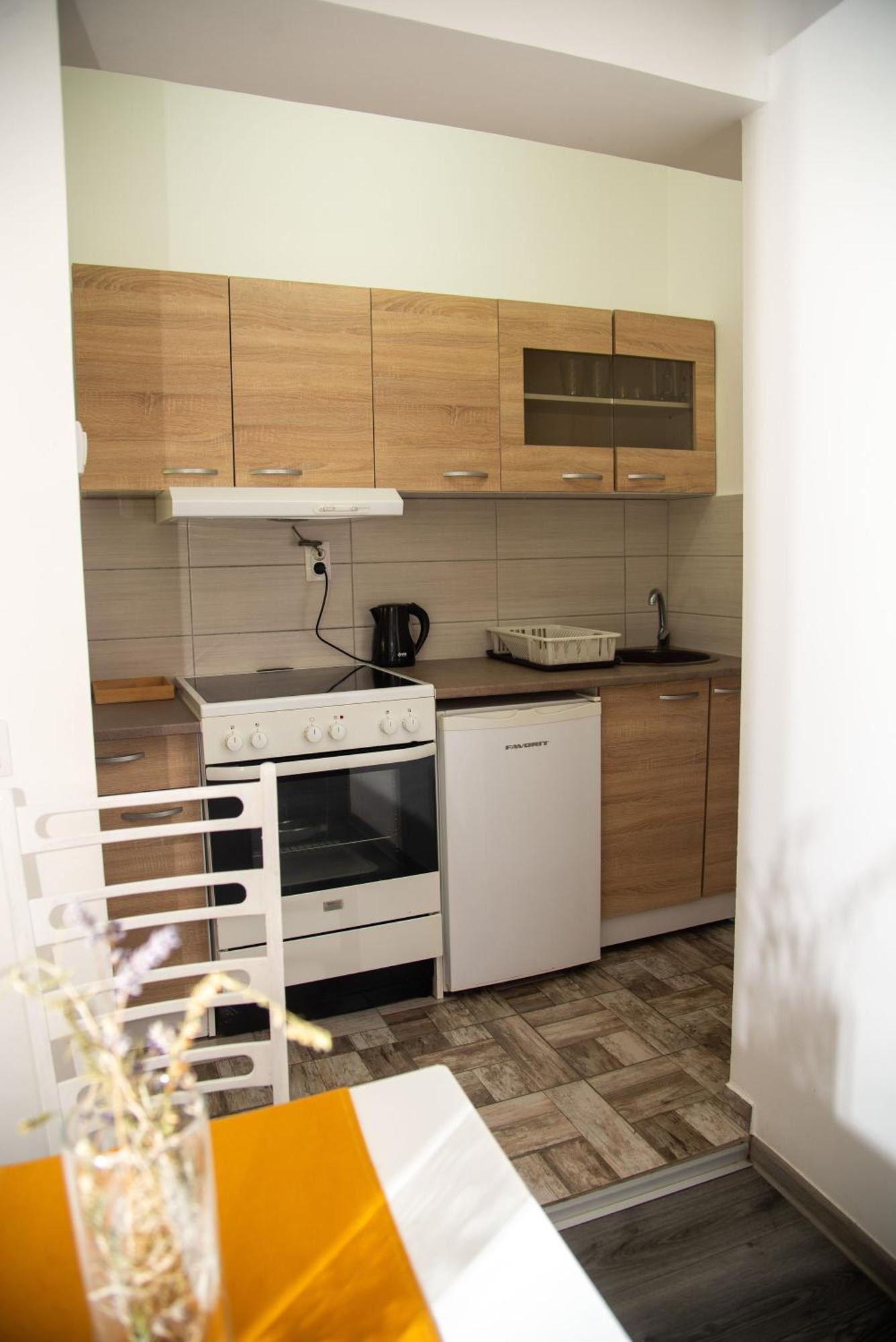 Apartmani Maslacak Vrdnik Exterior foto